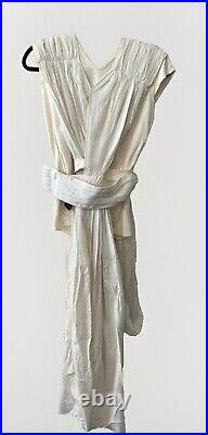 Disney Parks Costume Star Wars Rey Skywalker 1X Galaxy's Edge Cosplay White