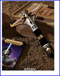 Disney Star Wars Galaxy's Edge Republic Stellan Gios Legacy Lightsaber Hilt 2023