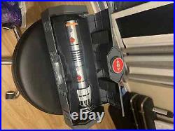 Star Wars Galaxy's Edge Darth Maul Legacy Lightsaber duel (Disney)