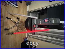 Star Wars Galaxy's Edge Darth Maul Legacy Lightsaber duel (Disney)